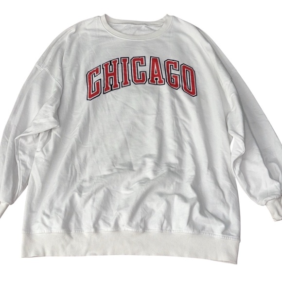 White Chicago Pull-Over Sweatshirt with Red Lettering Size XXL - Picture 2 of 5